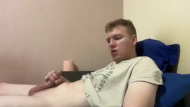 sexybooii6968 webcam