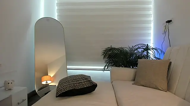 Ori_valentina webcam