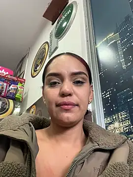 Sara-77 webcam