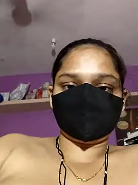 Priyanka_30 webcam