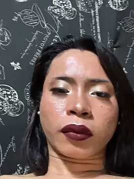 YourHotMenxie18 webcam