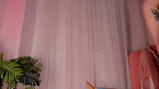 Sweet_sin15 webcam