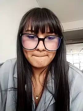 Emily-7 webcam