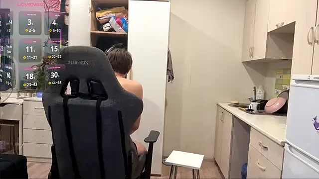 JadeNoiiir webcam