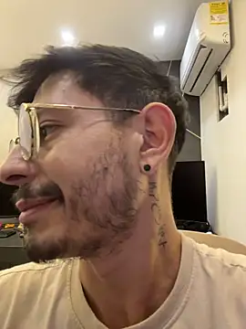 andrewlopezz webcam