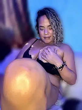 AnnieSinclair webcam