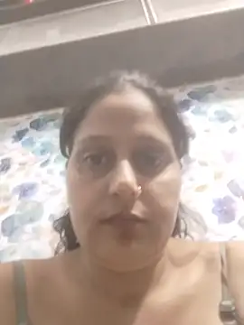 V_HOT_Sonam_ webcam
