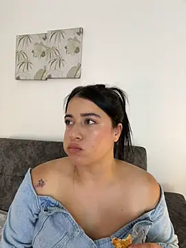 KallyMyller1 webcam