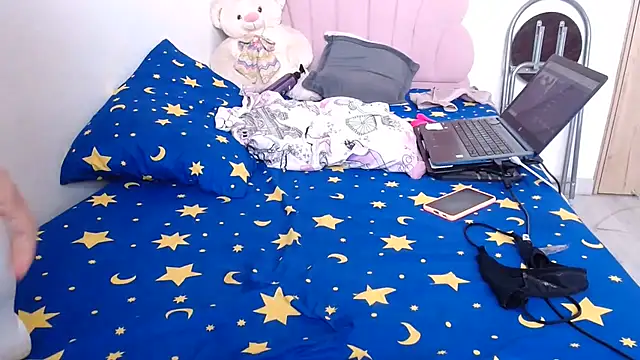 lady_hot2xx webcam