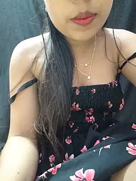 Roshni_98 webcam