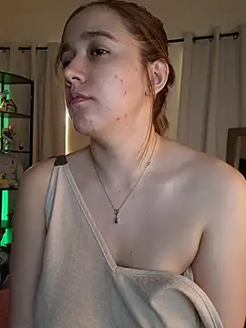 NaomiShimizu webcam