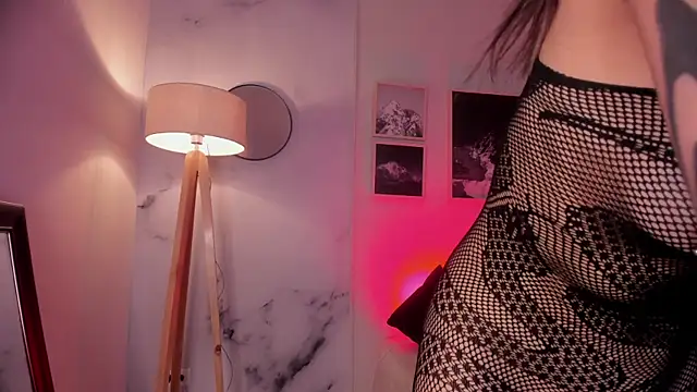 Violetta_Nur webcam