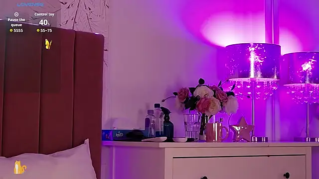 PinkySparks webcam