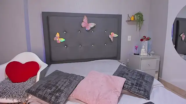 emma_lye webcam