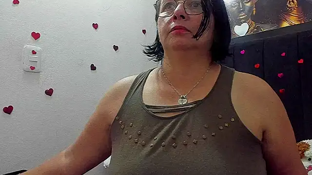 Evaaross_2345 webcam