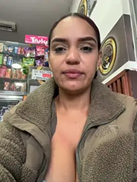 Sara-77 webcam