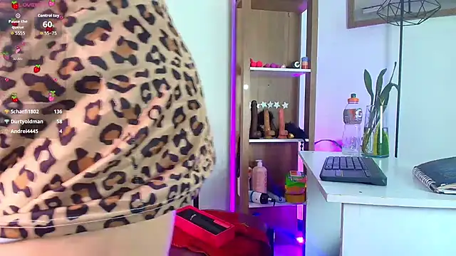 EllenaBoobs_ webcam
