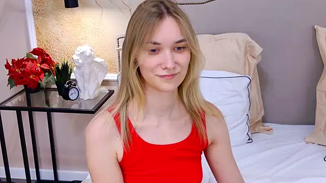 AmadaReine webcam