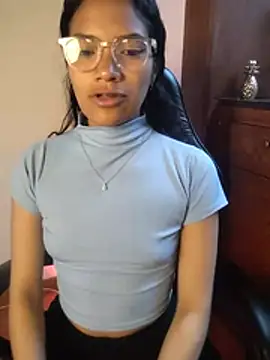 Julieta_Parker webcam