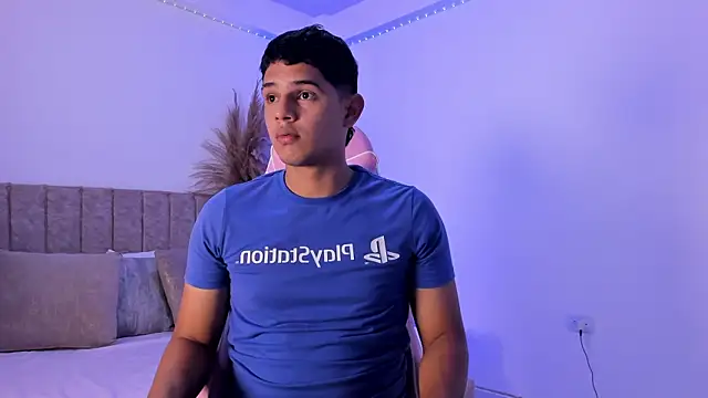 Adrian_Prime_ webcam