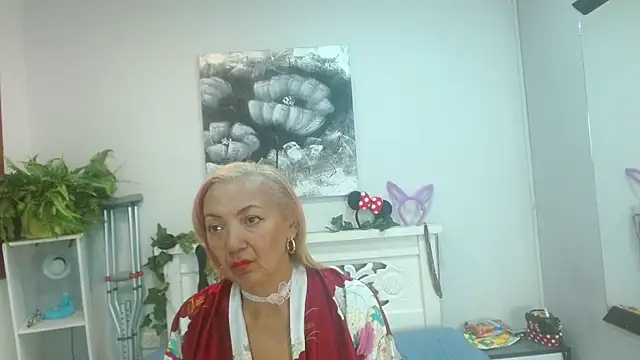 AmelieLux webcam