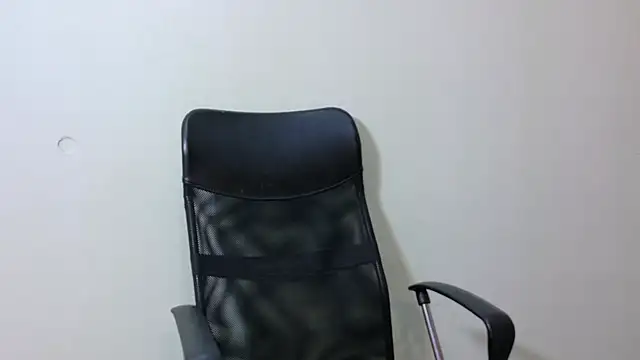 LiaDesire7 webcam