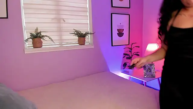 Zarabloom_ webcam