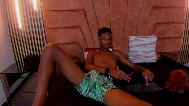 Tyson_Reed live cam on StripChat