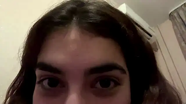 Ledi_Asthik webcam