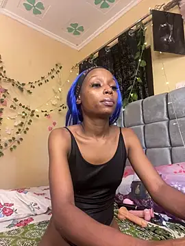 YourWetDream02 webcam