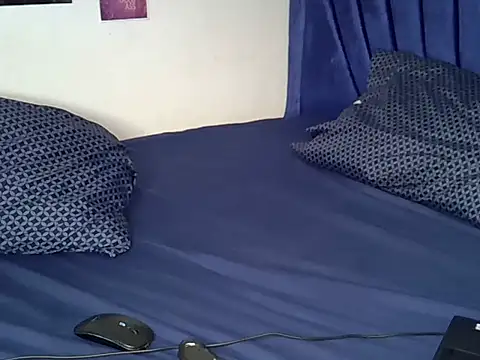 sexxyy_lips webcam