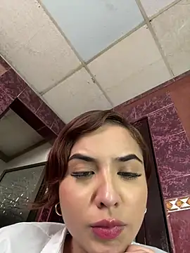 LadyScarlett_ webcam