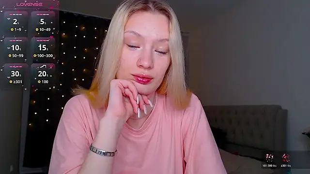 heyblondy webcam
