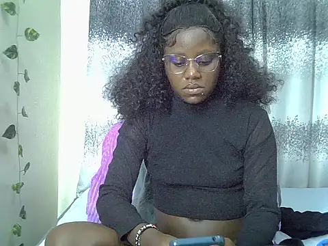 Ebony_Bree webcam