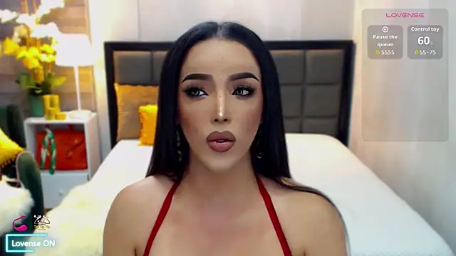 ThaliaSexGoddes live cam on StripChat