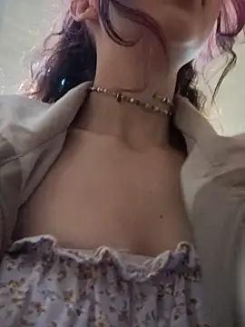 _Laary_Lily webcam