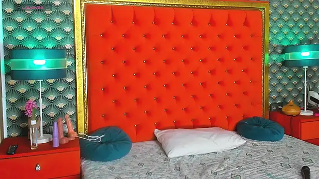VallerieJones webcam