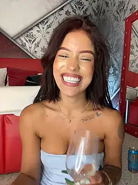 MystiqueXXX 🛶 live stream