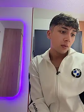 oliver_k - OLIVER_K's free webcam - UK Sex Cams
