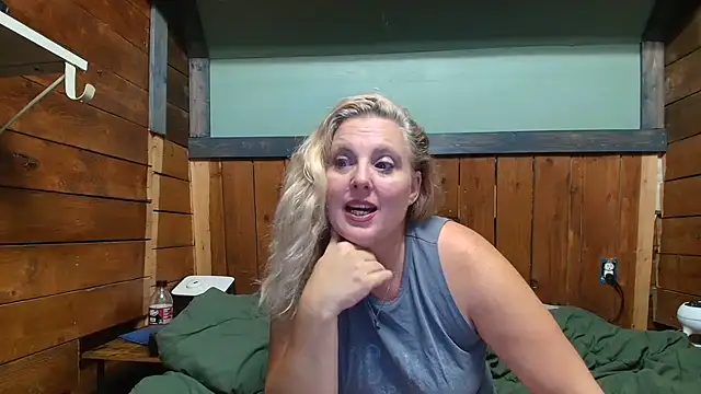 lisaxlovexxx - Lisaxlovexxx's free webcam - UK Sex Cams