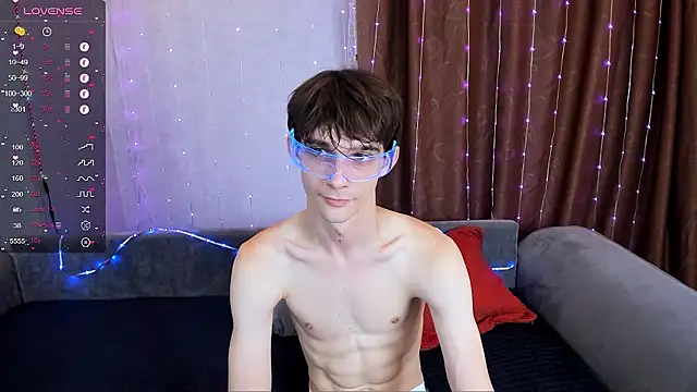 Aaron_Boom webcam