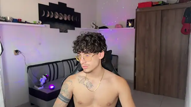 Kisan_Smith webcam