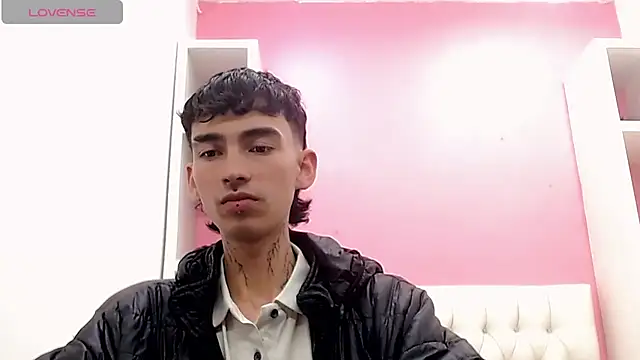 ttimy_x_boy live cam on StripChat