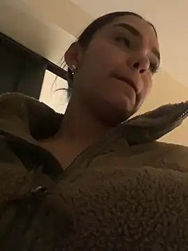 Sara-77 webcam