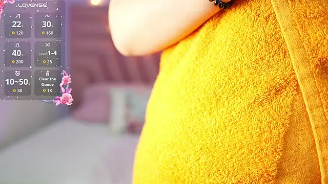 hornybarelylegalgirl webcam