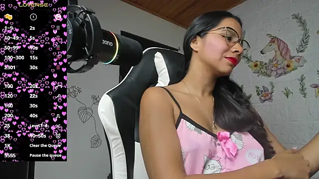 alisson_hoffman05 - Alisson_hoffman05's free webcam - UK Sex Cams