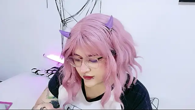 XxGreenGoodxX webcam