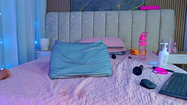 carol_juicyy webcam