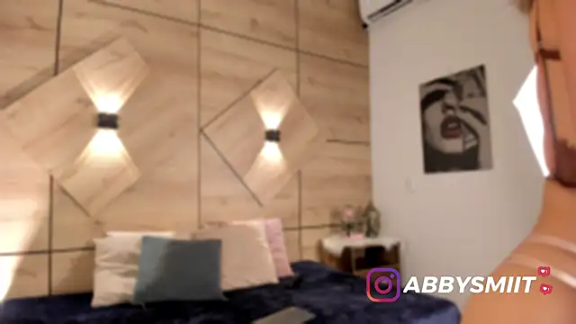 aby_smiith_ webcam
