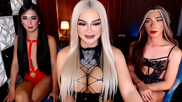 PrettyHorseCockTrans webcam
